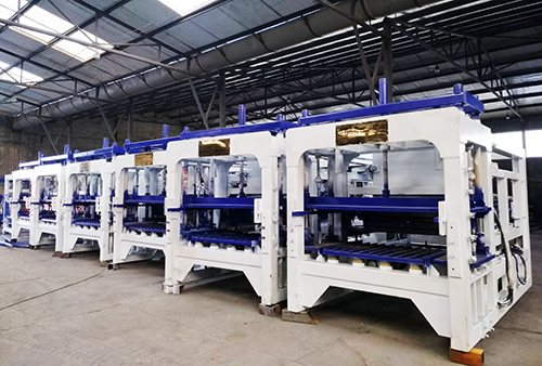 選購(gòu)好的水泥磚機(jī)需要注意哪些的地方？