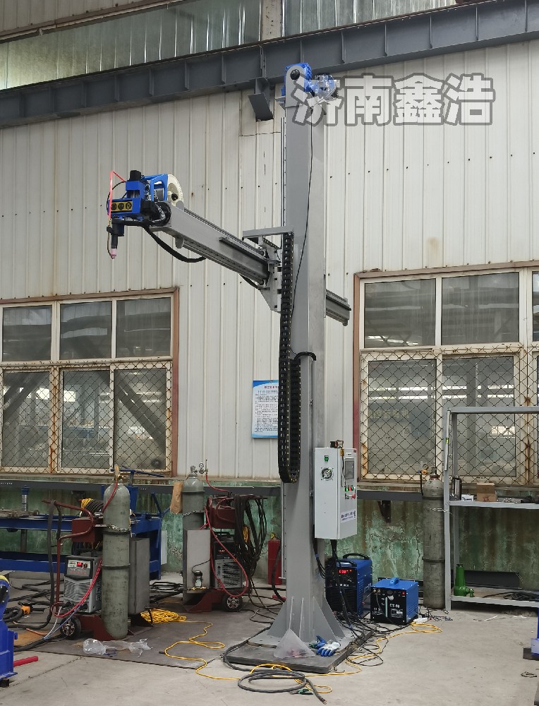 重型焊接操作機，智能數(shù)控，自動焊接